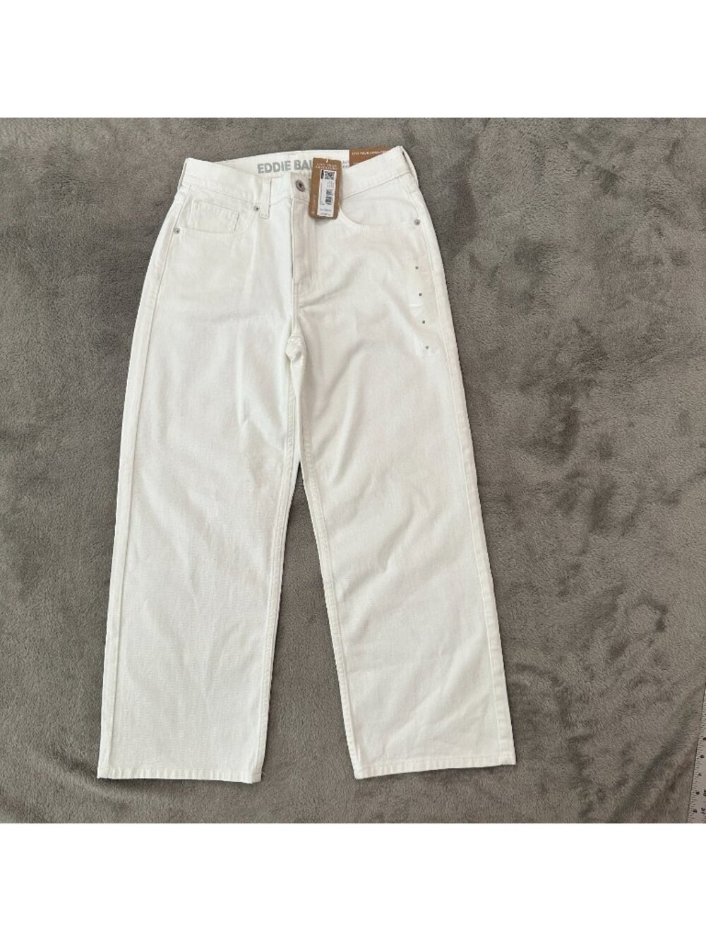 Eddie Bauer White Jeans 8 Voyager High Rise Everyday Wide Leg Easy Crop